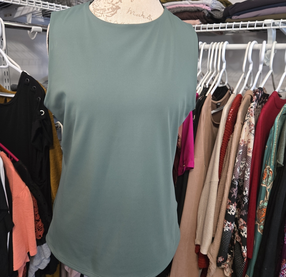 Express Sleeveless Body Contour Tank Top — Sage Green